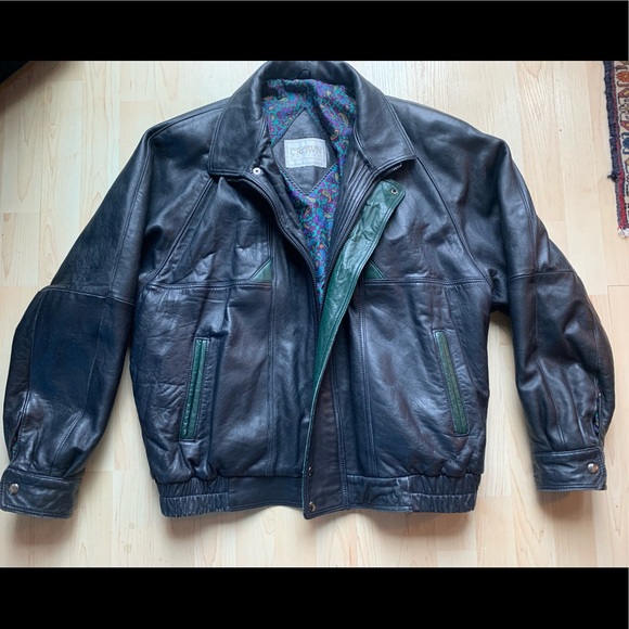 Vintage Crown XL Black and Green Genuine Leather Jacket with Silky Lining - Picture 1 of 3